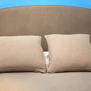Beige / Grain of rice