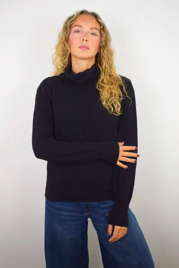 Maglia Puro Cashmere Collo Alto Over Donna Collezione 25/26 Nero